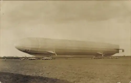 Foto Ak Luftschiff, Zeppelin, Marineluftschiff L1