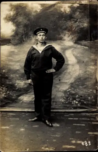 Foto Ak Deutscher Marinesoldat in Uniform, Marine-Artillerie