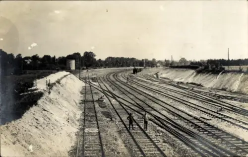 Foto Ak Bazancourt Marne, Bahnhof, Kriegsschauplatz 1. WK, August 1918