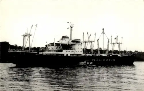 Foto russisches Frachtschiff der Odessa Ocean Line