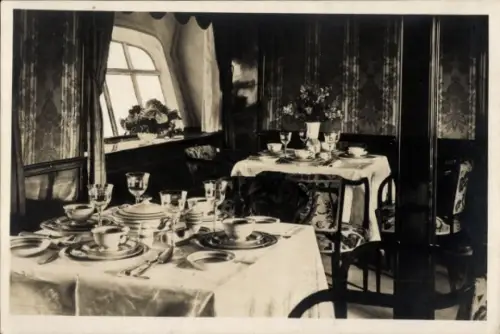 Ak Speiseraum im Luftschiff LZ 127 Graf Zeppelin, Innenansicht