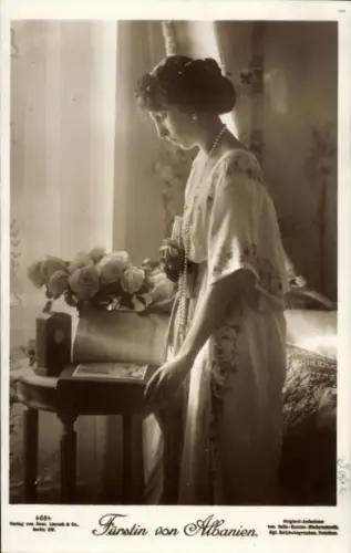 Ak Fürstin Sophie von Albanien, Portrait