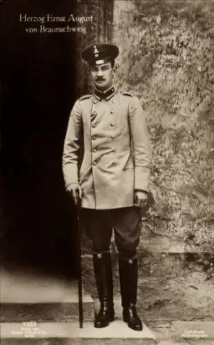 Ak Herzog Ernst August von Braunschweig, Portrait in Uniform