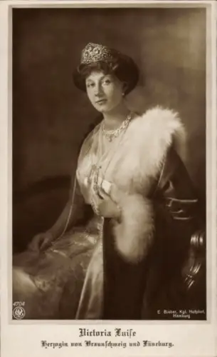 Ak Prinzessin Victoria Luise von Preußen, Herzogin von Braunschweig und Lüneburg, NPG 4704