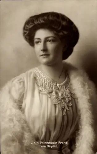 Ak Prinzessin Isabella Antonie von Croÿ, Prinzessin Franz von Bayern, Portrait