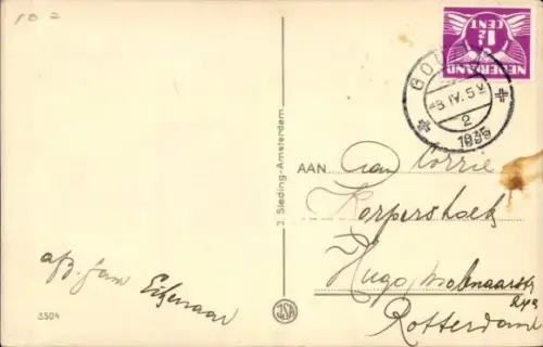 Ak Mädchen mit Puppe, Portrait