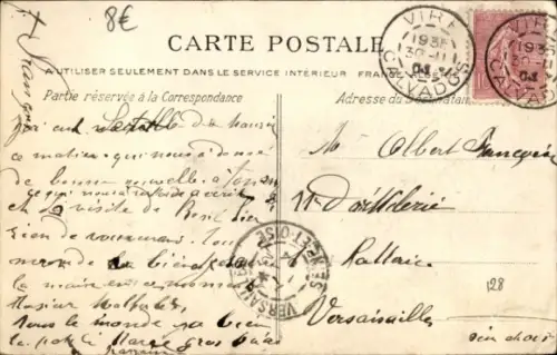 Ak Normandie, Frauen in Trachten, Wohnhaus