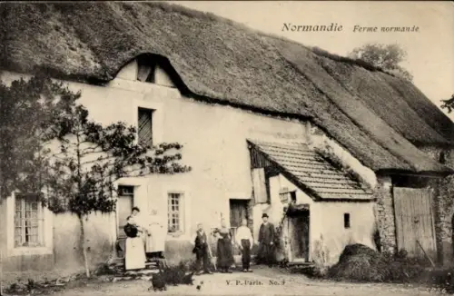 Ak Normandie, Wohnhaus, Familie