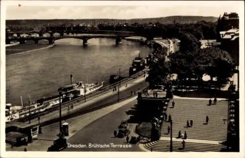 Ak Dresden Altstadt,  Brühlsche Terrasse, Elbe