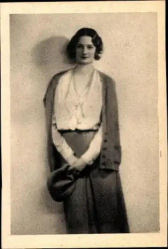 7 alte Mini Ak Königin Astrid von Belgien, diverse Portraits