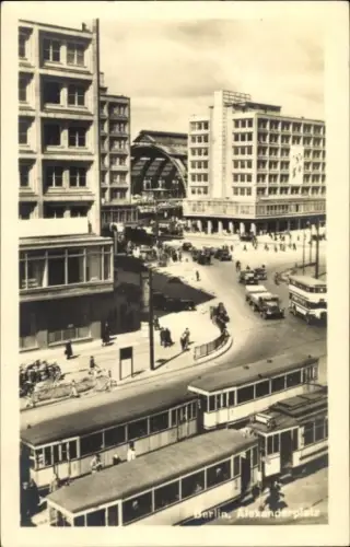 Ak Berlin Mitte, Alexanderplatz,  Architektur, Straßenbahnen, Verkehr, Personen