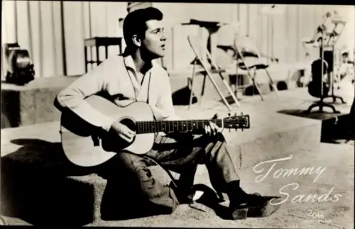 Ak Musiker Tommy Sands, Gitarre