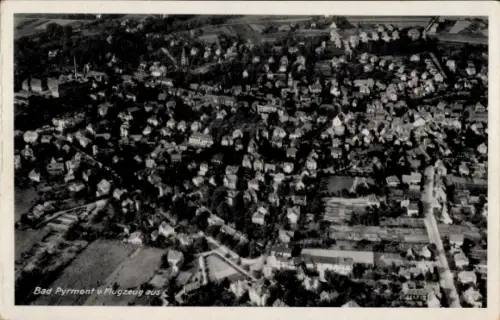 Ak Bad Pyrmont in Niedersachsen, Luftaufnahme