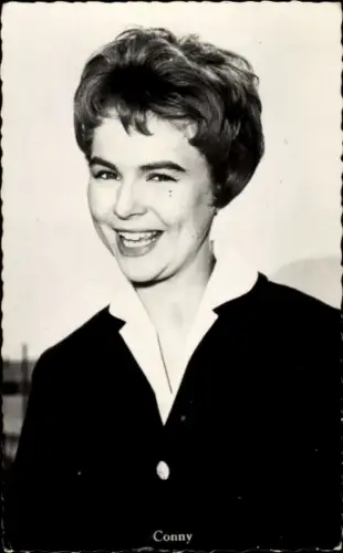 Ak Schauspielerin und Sängerin Cornelia Froboess, Conny, Portrait