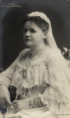 Ak Helene zu Waldeck und Pyrmont, Herzogin von Albany, Portrait