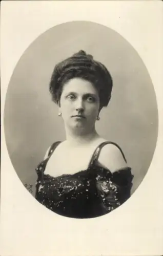 Passepartout Ak Luise von Österreich-Toskana, Kronprinzessin von Sachsen