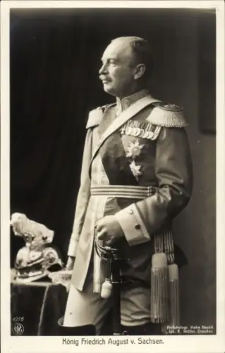 Ak König Friedrich August III. von Sachsen, Portrait in Uniform, NPG 4216