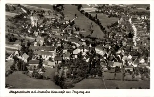 Ak Klingenmünster an der Weinstraße Pfalz, Luftaufnahme von  deutsche Weinstraße, 