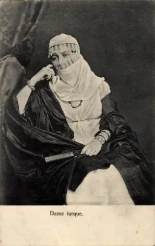 CPA Dame turque, Portrait
