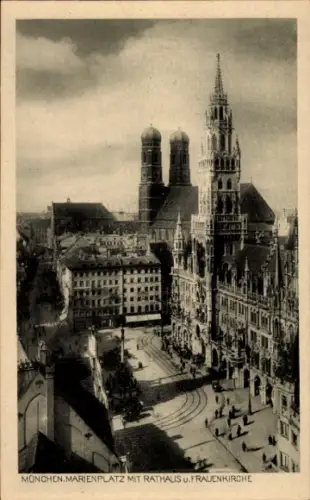 Ak München, Marienplatz, Rathaus, Frauenkirche