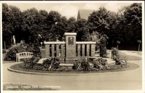 Ak Zehdenick in der Mark, Friedrich Ebert Gedächtnisbrunnen
