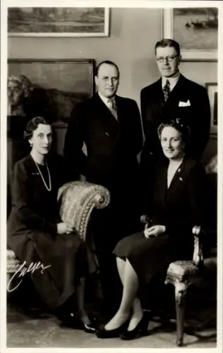 Ak Kronprinz Gustav Adolf von Schweden, Kronprinzessin Louise, Kronprinz Olav, Prinzessin Märtha