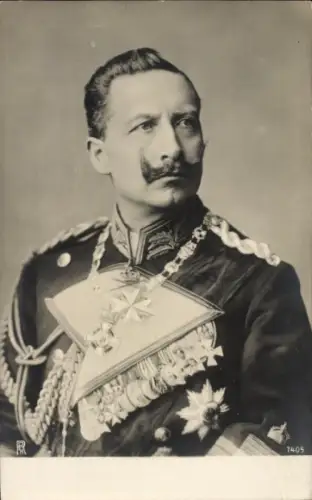 Ak Kaiser Wilhelm II., Portrait in Uniform, Orden