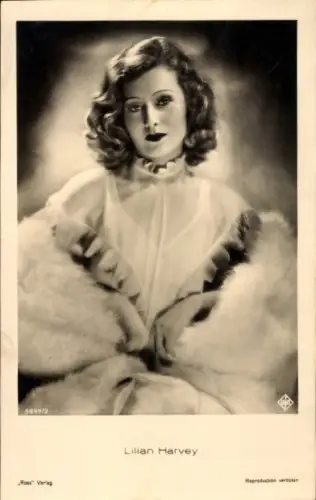 Ak Schauspielerin Lilian Harvey, Portrait, Pelzstola