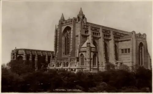 Ak Liverpool Merseyside England, Liverpool Cathedral, große Kathedrale,  Architektur