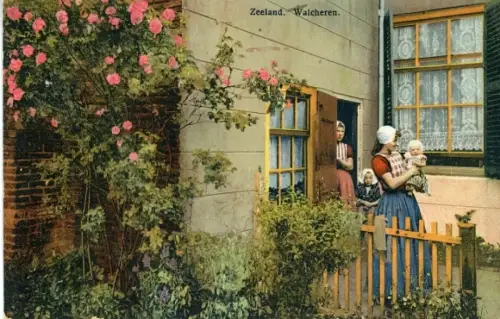 Material Ak Walcheren Zeeland, Menschen in niederländischen Trachten, Blumen