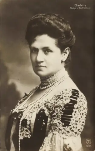 Ak Königin Charlotte von Württemberg, Portrait, Perlenketten