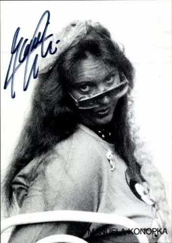 Autogrammkarte Schauspielerin, Moderatorin, Star Diskjockey Manuela Konopka, Portrait, Autogramm