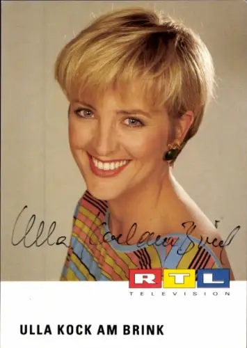 Autogrammkarte Moderatorin Ulla Kock am Brink, Portrait, Autogramm