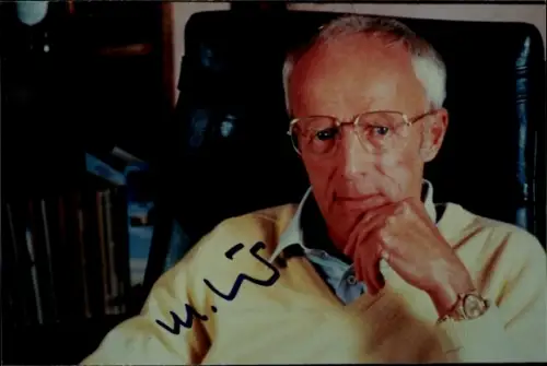 Autogrammkarte Deutscher Manager und Heilpraktiker Manfred Köhnlechner, Portrait, Autogramm