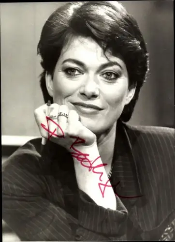 Autogrammkarte Moderatorin Désirée Bethge, Portrait, Autogramm