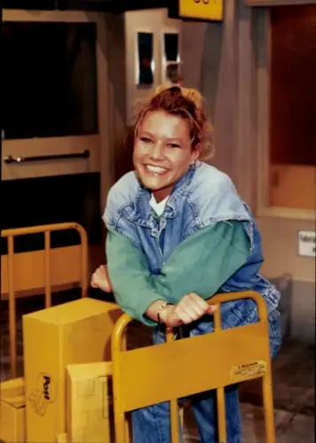 Autogrammkarte Moderatorin Carem Evert, Portrait, Autogramm