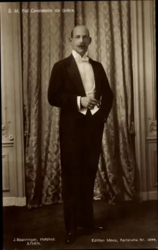 Ak König Konstantin I. von Griechenland, Standportrait, Zigarette