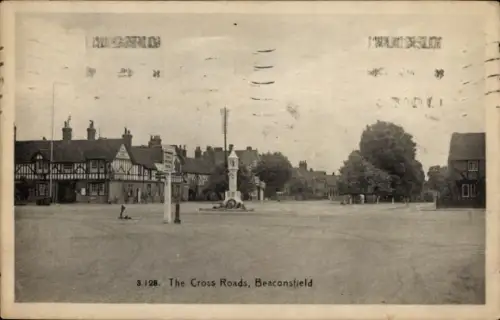 PC Beaconsfield Buckinghamshire England, Cross Roads
