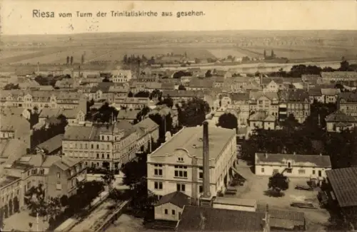 Ak Riesa an der Elbe Sachsen,  Blick vom Turm der Trinitatiskirche, Stadtansicht, Häuser, Landsch