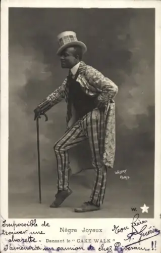 Ak Dunkelhäutiger Mann tanzt den Cake Walk, Fotograf Walery, Paris