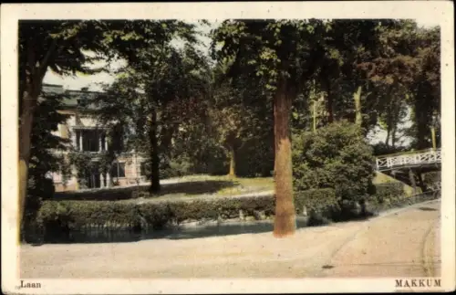 Ak Makkum Friesland Niederlande, Laan, Straßenpartie