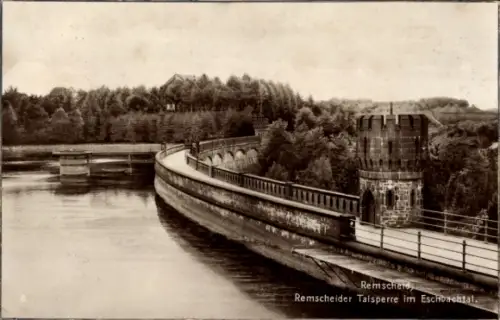 Ak Remscheid im Bergischen Land, Remscheider Talsperre, Wasser, Brücke, Wald, Turm