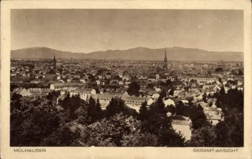 Ak Mulhouse Mülhausen Elsass Haut Rhin, Gesamtansicht von  Stadtansicht, Berge im Hintergrund