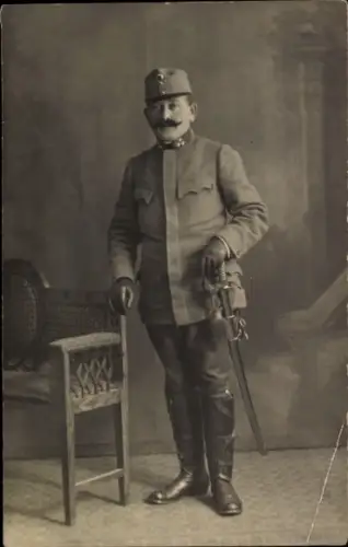 Foto Ak KuK-Armee, Soldat in Uniform