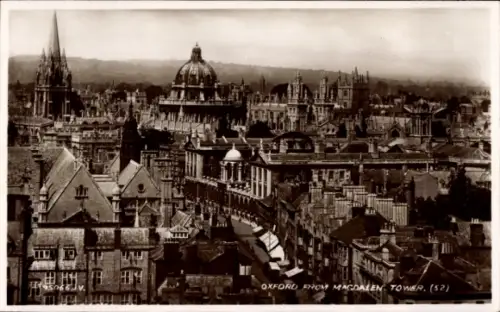 Ak Oxford Oxfordshire England, Blick auf  Magdalenen-Turm,  Gebäude, Schwarz-Weiß-Foto