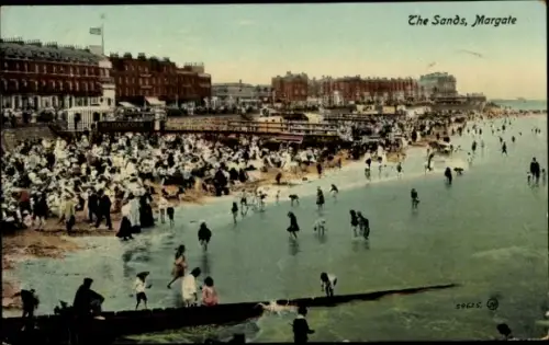 Ak Margate Kent England, The Sands