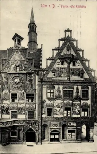 Ak Ulm an der Donau, Ulm a. D., Rathaus, detailreiche Fassadenmalerei,  Darstellung