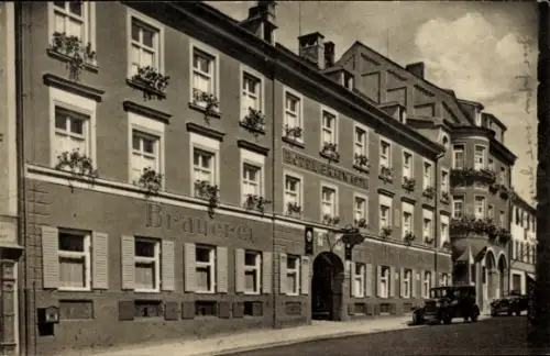 Ak Weilheim Tübingen am Neckar, Hotel Bräuwastl, Brauerei, alte Autos, Blumenkästen