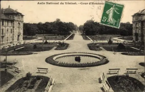 Ak Le Vésinet Yvelines, Asile National du  Cour d'Honneur, Gartenanlage, Poststempel, Briefmarke