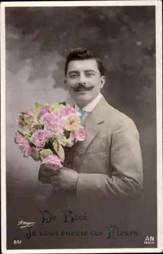 Ak Bocé Maine-et-Loire, Portrait von einem Mann mit Blumenstrauß